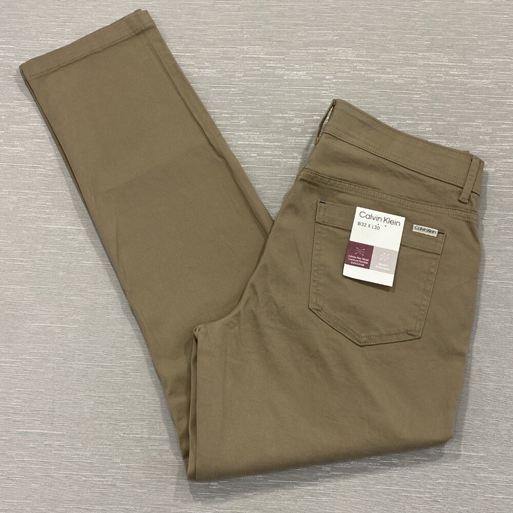Calvin Klein Chino Pants Mens 32 x 30 Tan Slim Fit Straight Flex Waist Cotton